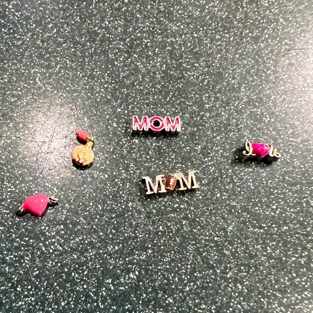 💐MOM💐Origami Owl Charms